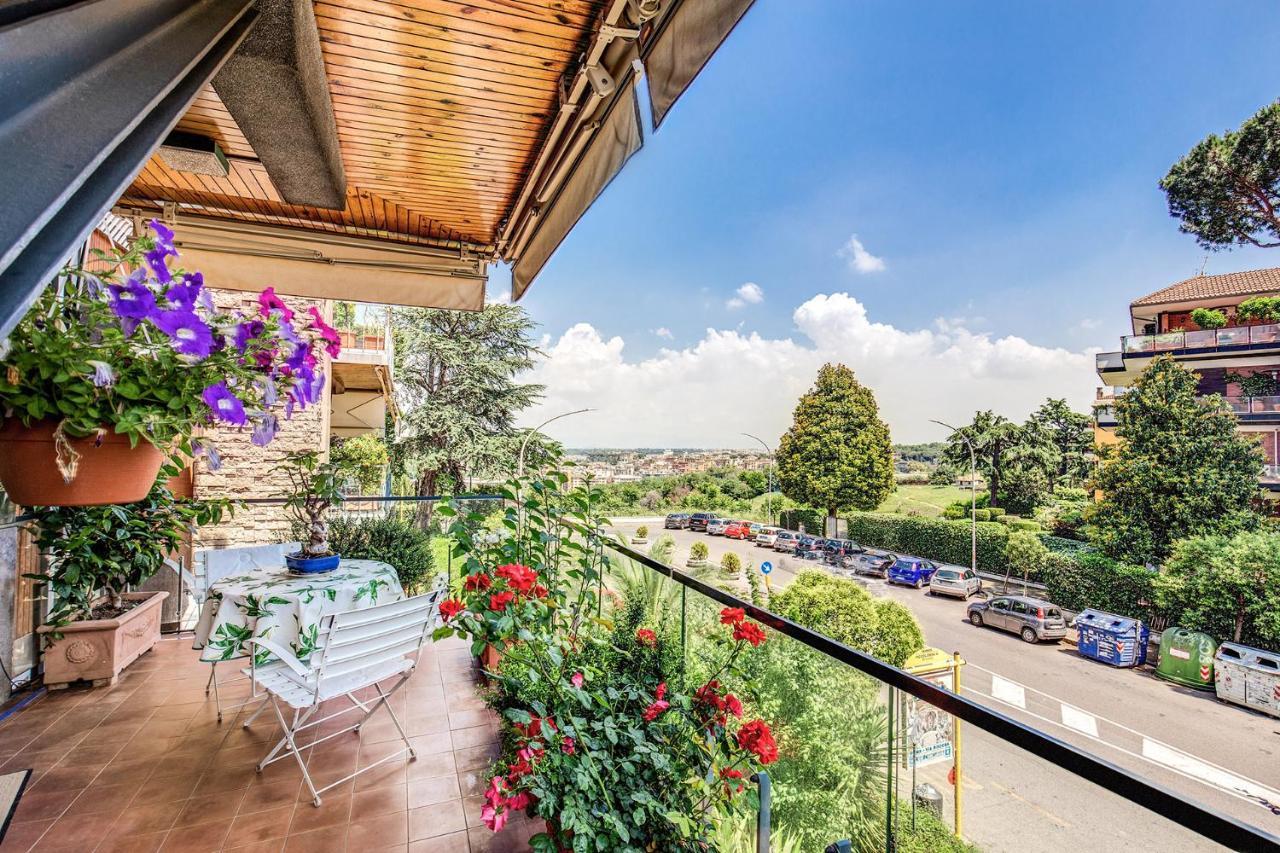 Terrazza Piccolomini: Elegant Apartment Stunning View Over Rome/St Peter'S Dome Экстерьер фото