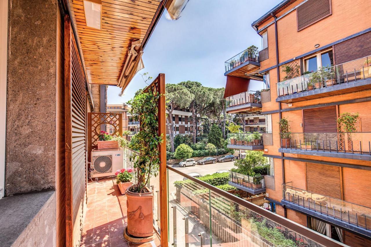 Terrazza Piccolomini: Elegant Apartment Stunning View Over Rome/St Peter'S Dome Экстерьер фото