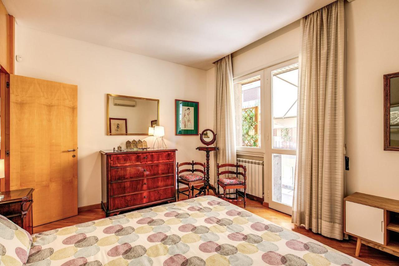 Terrazza Piccolomini: Elegant Apartment Stunning View Over Rome/St Peter'S Dome Экстерьер фото