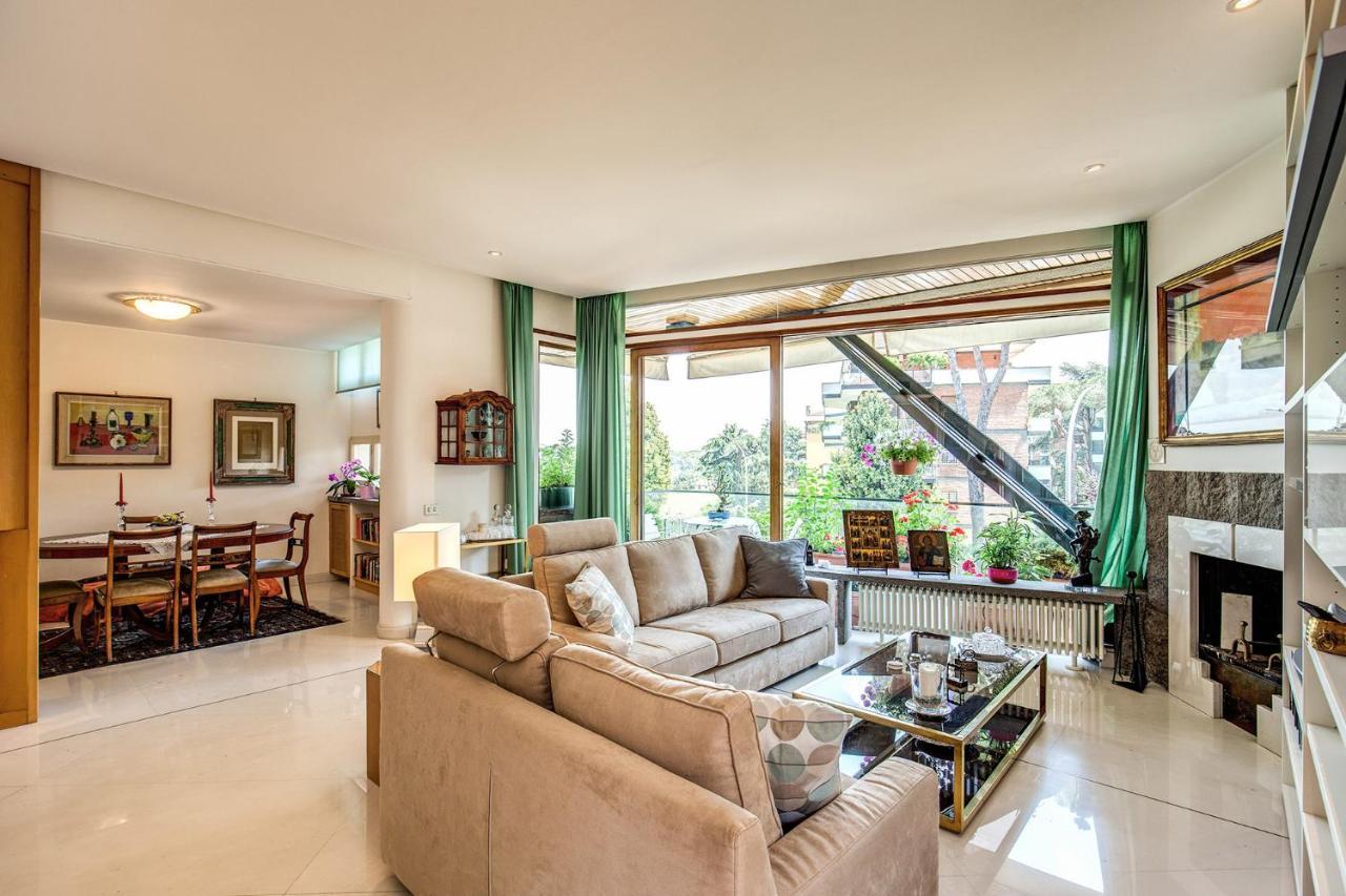 Terrazza Piccolomini: Elegant Apartment Stunning View Over Rome/St Peter'S Dome Экстерьер фото
